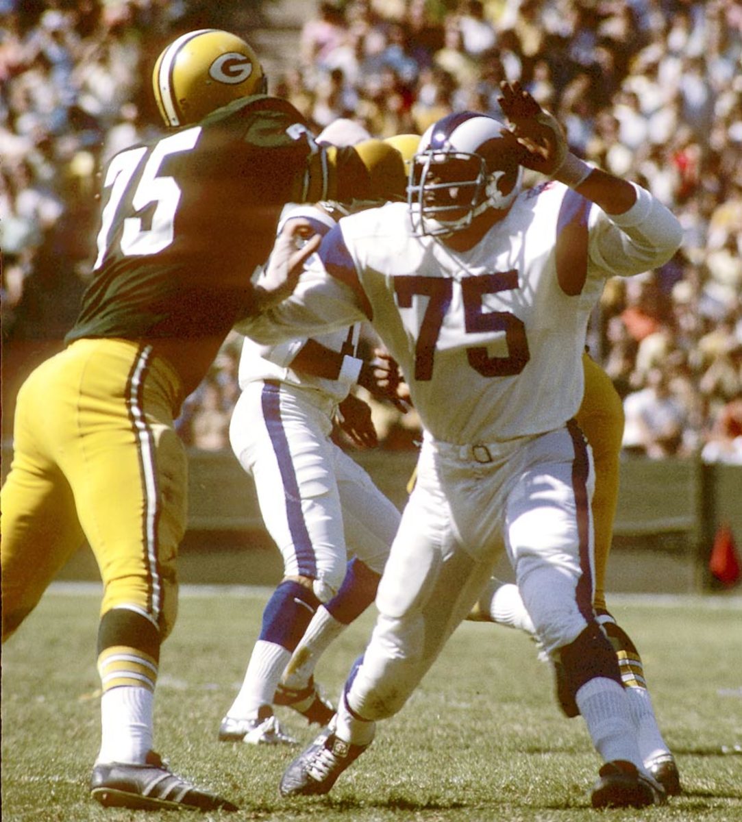 deacon-jones.jpg